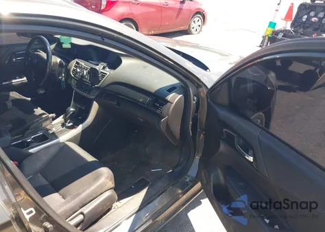 2013 Honda Accord Sport z USA, uszkodzony, nr VIN 1HGCR2F56DA127421